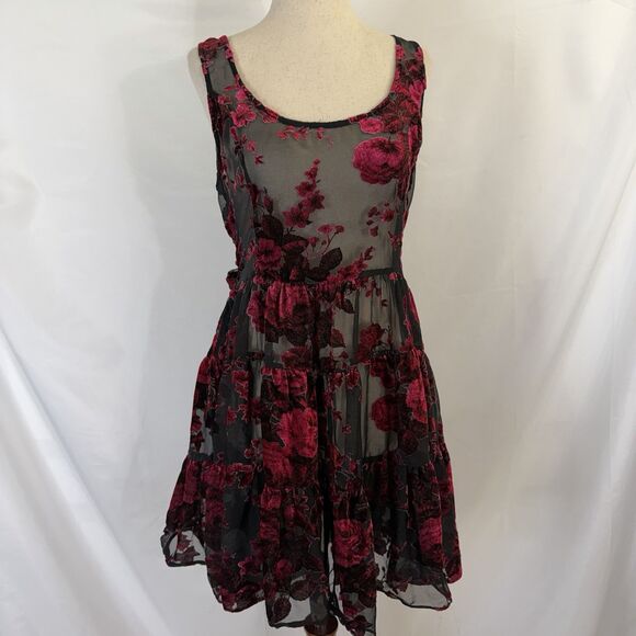 Betsey Johnson Dresses & Skirts - Betsey Johnson Collection! Classic Tiered Vintage Dress Velvet Roses 8 USA Sheer